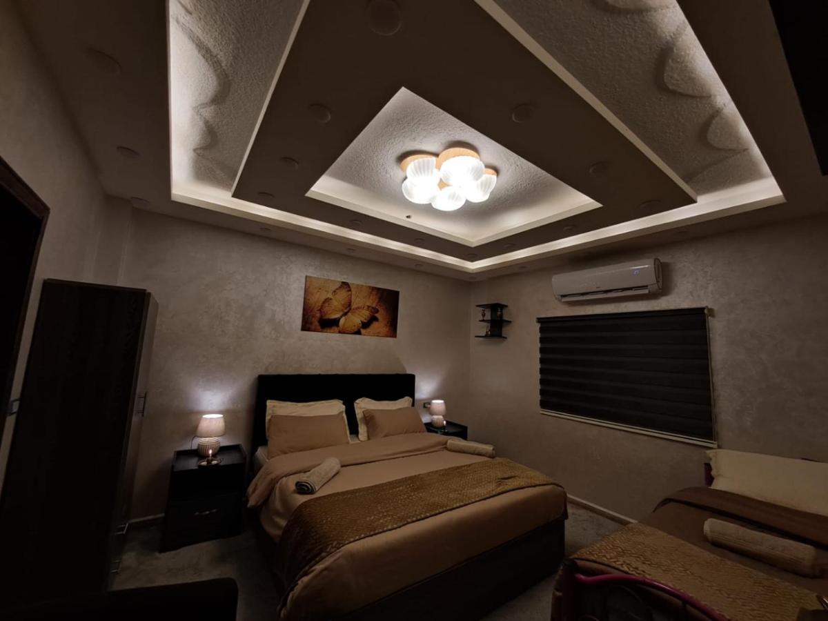 Cardostudio Hotel Jarash Exterior photo